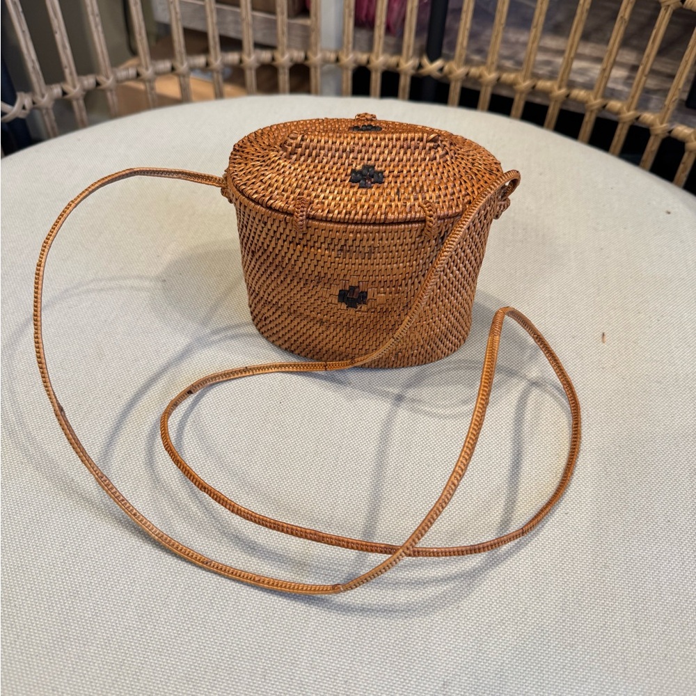 Handcrafted Tan Woven Bag
